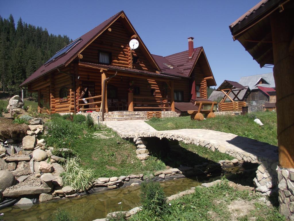 Cabana Piatra Runcului Vatra Moldoviţei Extérieur photo