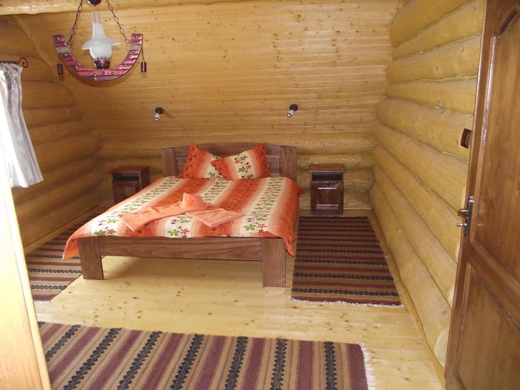 Cabana Piatra Runcului Vatra Moldoviţei Chambre photo